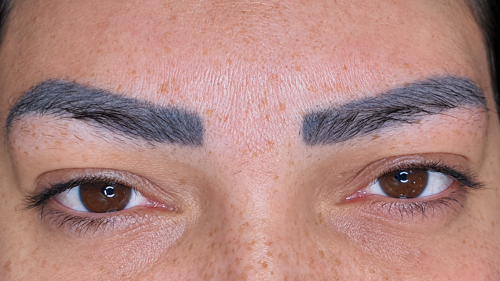 Antes: registro da micropigmentação nas sobrancelhas